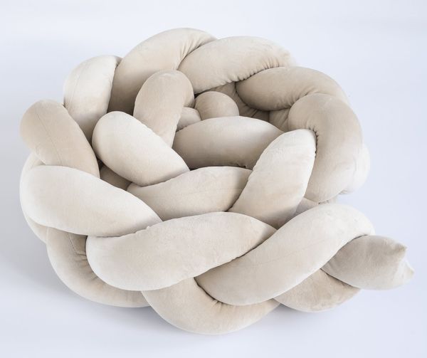 Loolay Nestchenschlange SAMT BEIGE Geflochtenes Kissen Zierkissen Dekokissen Bettumrandung, (Zugluftstopper Zugluft Schlange Wickeltischumrandung Babybett Kinderzimmer Schutz, VELOURS SAMT Bettschlange 100 150 200 300 400 cm und Länge auf Anfrage), Zug...