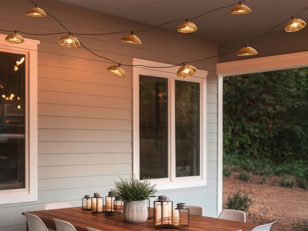 Outdoor Lichterkette MOOD mit 10 Schirmen Solar & USB aufladbar, Länge 5,7 Meter