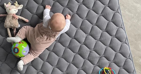 Sanosoft® Krabbeldecke - rutsch- & wasserfest - Öko Tex & Made in Germany Petrol 120x120 cm