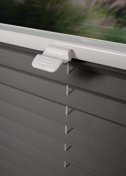 ondeco Plissee Thermo für Fenster innen, Montage in Glasleiste mit Spannschuh, Sonnenschutz-Rollo, Lichtschutz und blickdicht, leichte Verdunkelung, Dunkelgrau, B): 131-140 cm, H): 40-100 cm Bild 5