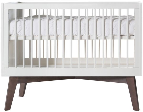 Kidsmill Sixties Babybett Mattweiß / Walnuss 70 x - Material: MDF / Spanplatte - Babypark. de