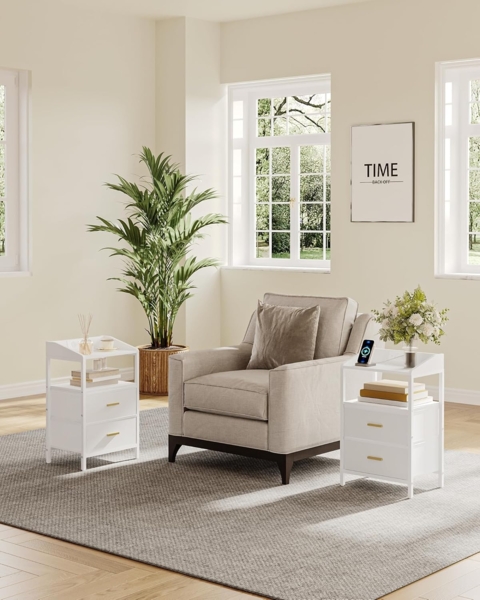 Nachttisch 2er Set, mit LED-Leuchten und Ladestation, Beistelltisch mit 2 Stoff-Schubladen und Regalen, mit USB-Anschlüssen & Steckdosen, für Schlafzimmer, Wohnzimmer, Weiß