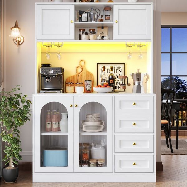 Celya Küchenbuffet Buffetschrank Landhausstil 120 x 40 x 188 cm mit LED-Lichtleiste (4 Türen, 3 Schubladen, Eingebaute Kippsicherung)
