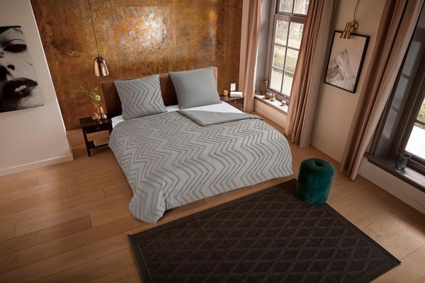Pure Microfaser Bettwäsche 200 X 200 cm + 2- 80 X 80 cm Zigzag luxury zizag piping/ embroidery braun