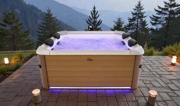 mSpa Whirlpool Oslo AMBER XL - Ø 160x65 cm - ganzjährig Outdoor Pool - 6Pers, Stecksystem mit Einlageplane, feste Außenwand - inkl. LED, UVC+, WiFi, App-Steuerung, 6 Personen