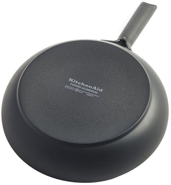 KitchenAid Classic Forged Wok (28cm/3,6L), hart anodisiert, PFAS-freie gesunde keramische Antihaftbeschichtung, beschichtet, Induktionsgeeigent, Backofengeeignet, Spülmaschinengeeignet, Schwarz