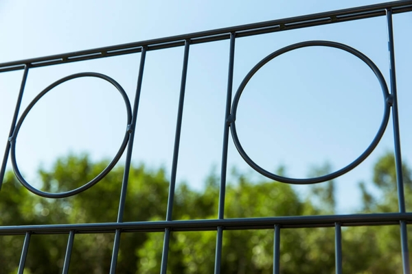 HOME DELUXE Doppelstabmattenzaun Schmuckzaun Kreis inkl. Eckpfosten Anthrazit/Grün MORATA - 80 cm x 30m 4x Eckpfosten Bild 3