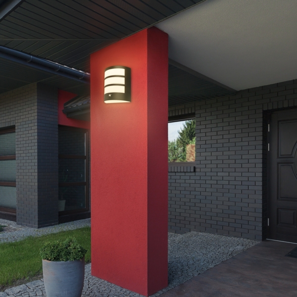 Briloner LED Außenwandleuchte Akku 5,8W schwarz Sensor warmweiß Bild 7