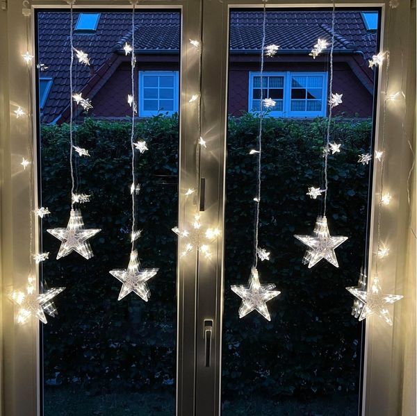 BONETTI LED-Lichtervorhang LED Sternenvorhang für Innen und Außen, mit 137 LEDs in 39 Sternen, ca. 1 x 1,2 m