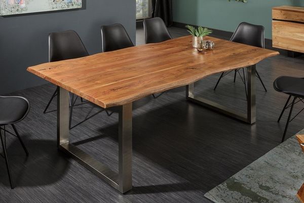 riess-ambiente Baumkantentisch MAMMUT NATURE 200cm honigfarben (natur) / silber (Einzelartikel, 1-St), Massivholz · Edelstahl-Kufen · 3,5cm Platte · Akazie · Industrial
