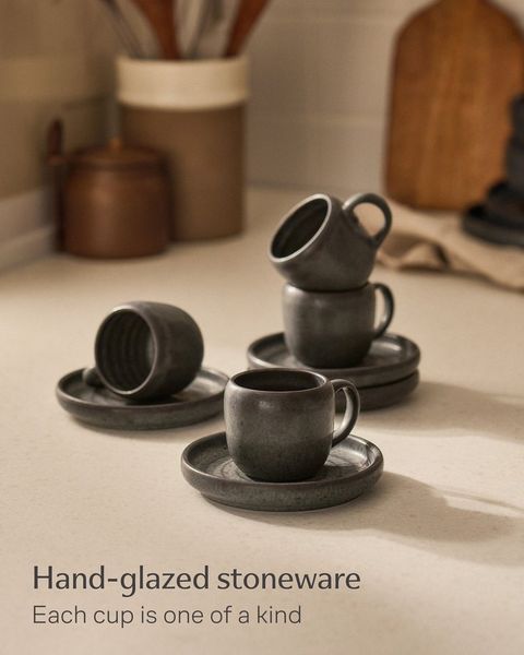 Cosumy Espressotasse 4er Espressotassen Set mit Untertassen Weiß – 90 ml Keramik Espresso, 4-tlg, Steingut, Handglasiert, Spülmaschinenfest & Mikrowellengeeignet, 4er Set