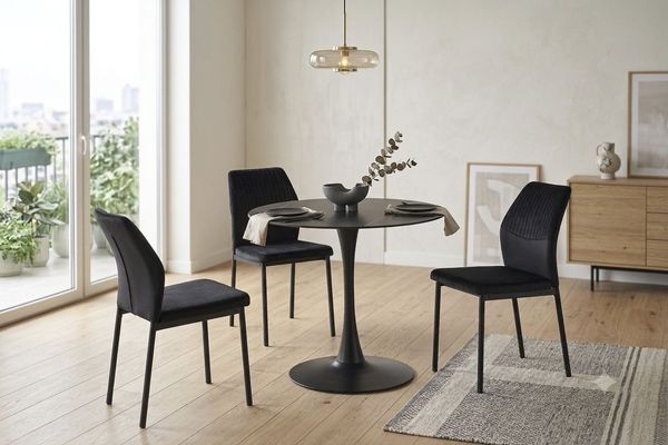 OTTO home Essgruppe Freya, Set, 4-tlg, (Set, 4-tlg, 3 Stühle + 1 Esstisch), runder Esstisch 90 cm in Sinterstein, Black Copper mit 3 Samtstühlen