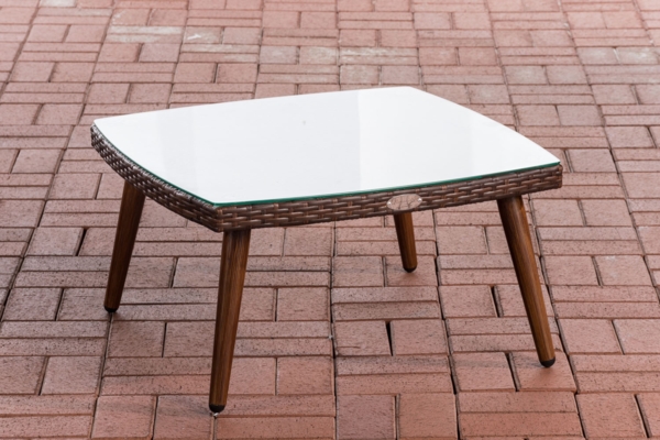 CLP Polyrattan Tisch Ameland Flachrattan Mit 5mm Sicherheitsglasplatte,braun-meliert 30 cm