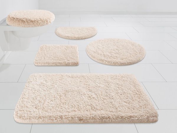 Kleine Wolke Badematte Mellow, Höhe 40 mm, rutschhemmend beschichtet, fußbodenheizungsgeeignet, schnell trocknend, Polyester, halbrund, Badteppich, Uni-Farben, weich, rechteckig & rund erhältlich