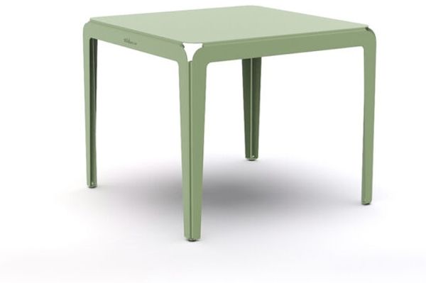 Bended Table / Outdoor Esstisch 90x90 grün