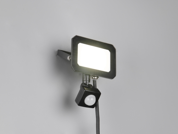 LED Flutlichtstrahler mit Bewegungsmelder 20W, IP44, mit Anschlussbox