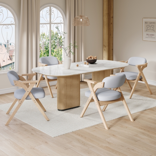 Esszimmerstuhl aus Samt in Beige mit goldenen Metallbeinen, gepolsterter Sitzkomfort, 4er Set für Wohn- & Essbereich