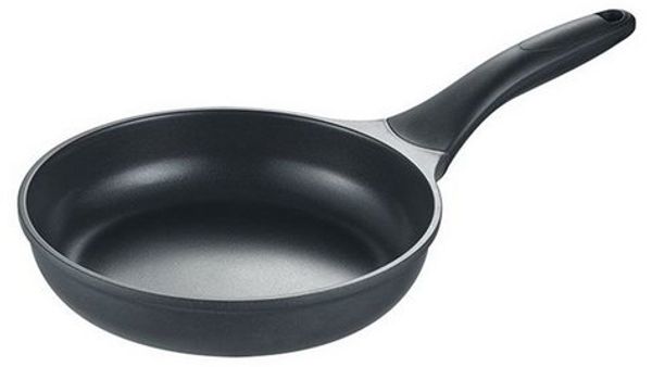 Berndes Aluguss-Bratpfanne mit vollflächigem Induktionsboden, Bratpfanne, Pfanne, Aluminium, Schwarz, 20 cm, 095248 Bild 2