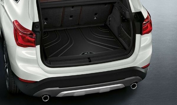 BMW Fußmatte BMW Gepäckraumformmatte X1 F48 ohne verschiebbare Rückbank