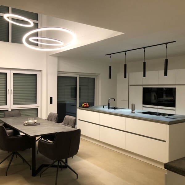 s.luce Crutch Hängeleuchte 1-Phasen-Schienensystem Mitteleinspeiser Schwarz Bild 7