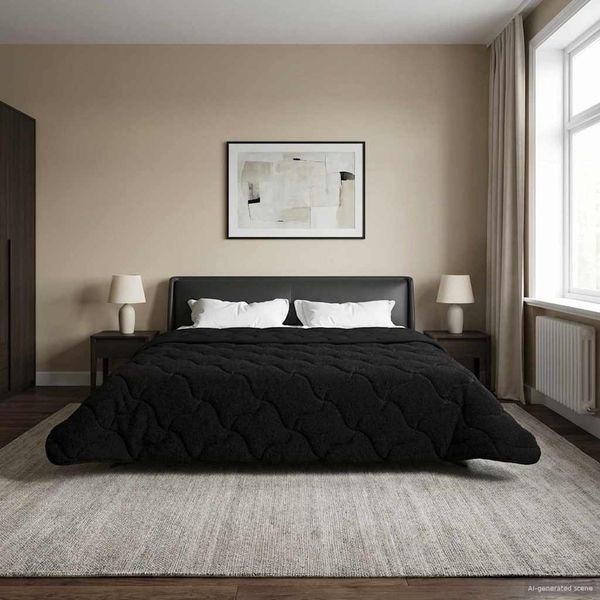 vidaXL Winterbettdecke Gepolstert Schwarz 200 x 200 cm 42026328