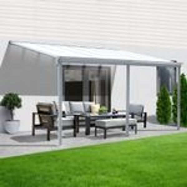 Terrassenüberdachung Sky Guard Aluminium 557 cm als Bausatz Sichtschienen und Hohlkammerplatten Weiß