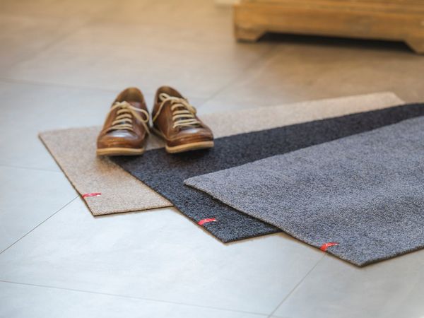 Keilbach Designprodukte Fußmatte bravo-lungo 177 x 57 x 0,9 cm, rechteckig, Höhe: 9 mm, rutschsicher, 30°C waschbar