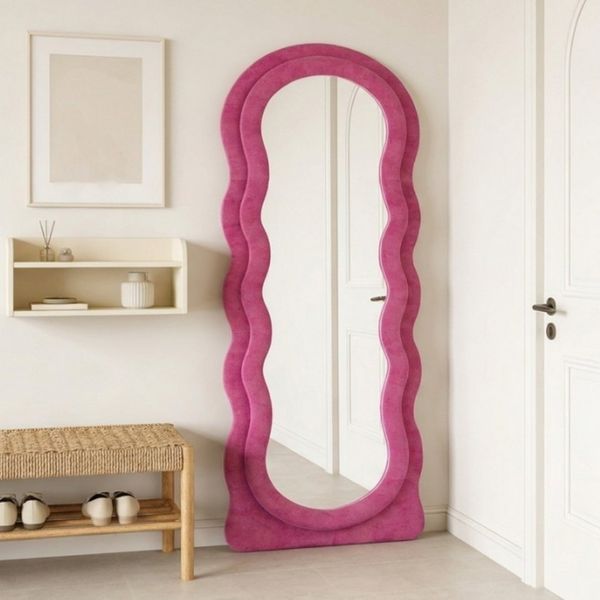 ZMH Ganzkörperspiegel Weiß/Rosa 160cm Spiegel mit Plüschrahmen für Make-up & Dekoration, Wellenrahmen mit Samtbezug, hochauflösendes Aluminiumglas