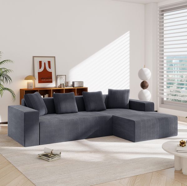 Modulares Ecksofa 261 x 146 x 65 cm in Grau mit Liegeseite, 4 Kissen und Cordbezug