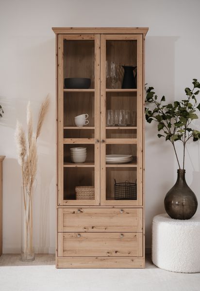 Vitrine >Timber< Landhaus, 2 Türen, 2 Schubladen, 3 Böden, in Artisan Eiche Dekor / Glas - 80x200x45cm (BxHxT)