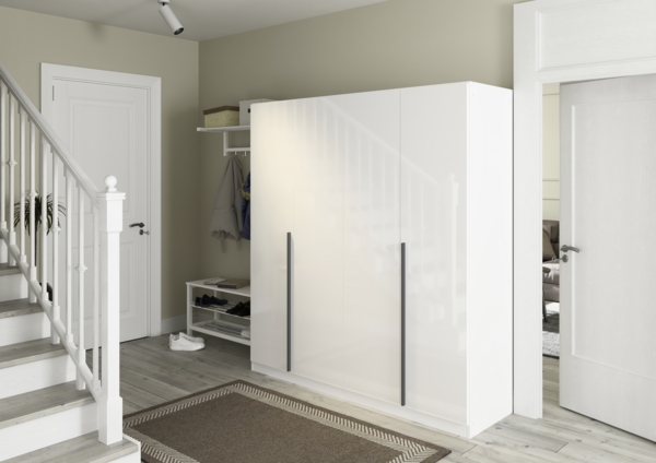 rauch Kleiderschrank Alba, Drehtürenschrank, Garderobenschrank, 4-türig, mit 2 Kleiderstangen und 2 Einlegeböden, Farbe Hochglanz Weiß/Weiß, Griffstange Grau metallic, Schwarz, 181x197x54cm