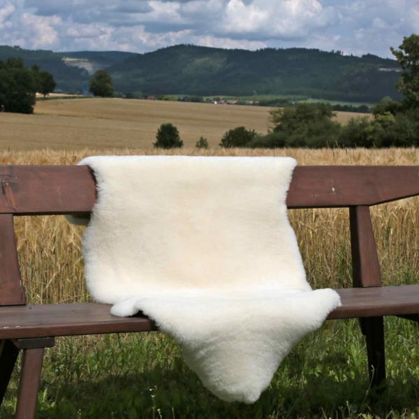 Lammfell Champagner Kurzhaar Wollhöhe 3-4 cm Größe: 100-110 Bild 3