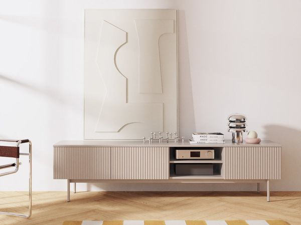 Beautysofa TV-Schrank Soft, Push-to-Open-System & Rillenfronten (mit 3 Türen & Offene Fächer, In der trendigen Farbe Kaschmir)