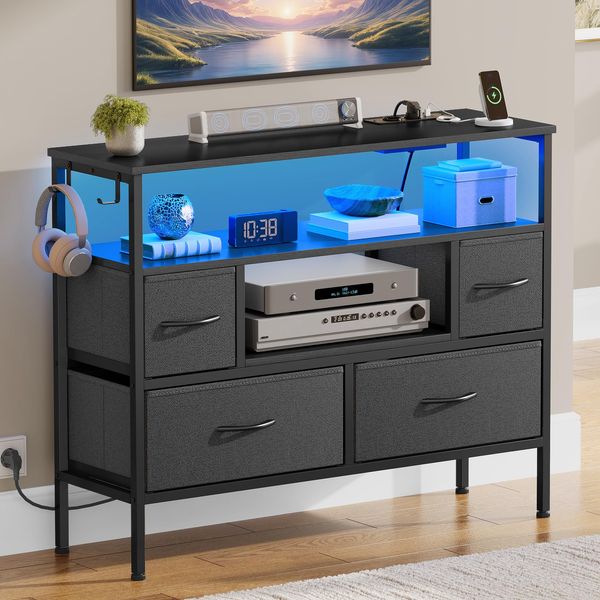 YITAHOME Kommode mit Steckdosen & LED-Leuchten, Stoffkommode mit 4 Schubladen & 2 Haken, geeignet für Fernseher bis zu 32 Zoll, Stoffkommodenschrank für Schlafzimmer, Wohnzimmer, Dunkelgrau