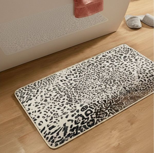 Gino Falcone Badematte Aquata GF-162, Badvorleger, Badezimmer Teppich, Höhe 7 mm, rutschhemmend beschichtet, fußbodenheizungsgeeignet, Kunstfaser, rechteckig, Badteppich, bedruckt, Leopardenmuster, rechteckig