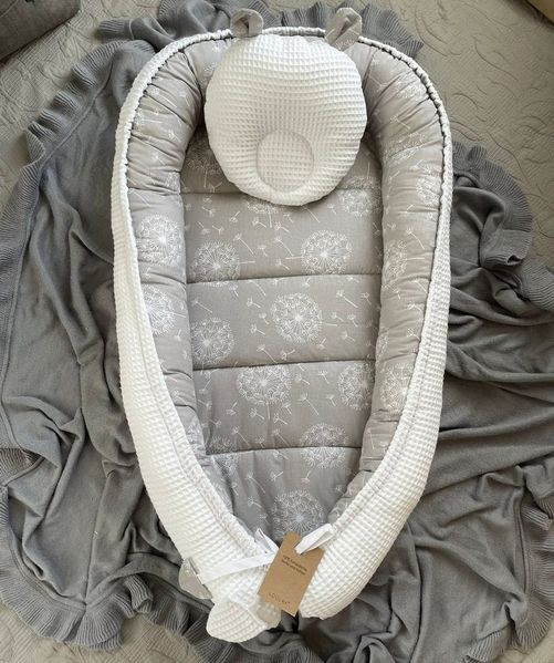 Loolay Bettnestchen WAFFELPIQUE Baumwolle BABYNEST Babykokon Neugeborene Babyausstattung, (Reisebett Nestchen SOLO/ o. in Geschenk SETS, 2-tlg, 4 Jahreszeiten WAFFELSTOFF - Design: Pustelblume Grau/ WAFFEL Weiß), 100% Europäische Stoffe und Kleinserien...