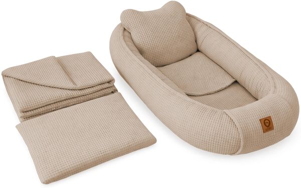 Babynestchen Neugeborene – 5-teiliges Baby Set mit Babynest aus Waffelpique Baumwolle – Nestchen Baby für Babybett & Kinderbett – Babykokon Tragbar – OEKO-TEX zertifiziert – Zubehör Babybett - Braun