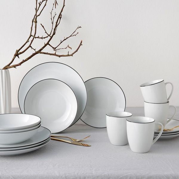 OTTO home Kombiservice Mellinn (16-tlg), 4 Personen, Porzellan, Geschirr, trendige Coupeform, handgemalte, schwarzes Liniendekor