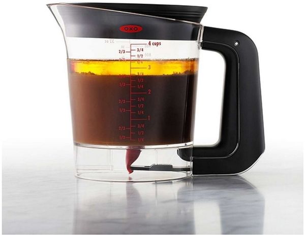 OXO Good Grips Fetttrennkanne Fettabscheider / Fett-Trennkanne mit Sieb 1 Liter, (1-St)