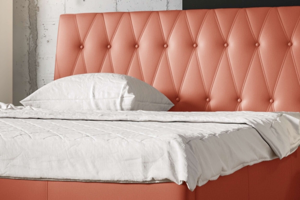 99rooms Justin Polsterbett ohne Bettkasten 160x200 cm Velours MONOLITH Korallenrot Bild 4