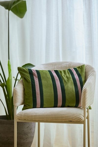 TOM TAILOR HOME Dekokissen Velvet Stripe, aus weichem Velvet