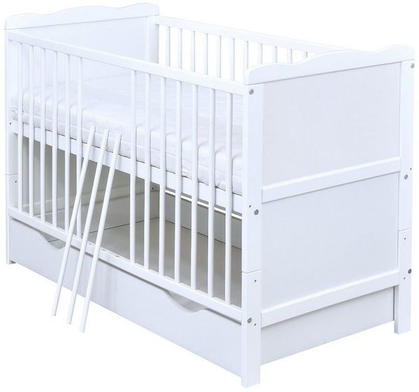Baby-Delux Babybett Jack Bettkasten, Kinderbett Gitterbett 140x70 weiß mit Beißschienen Schublade, Matratze