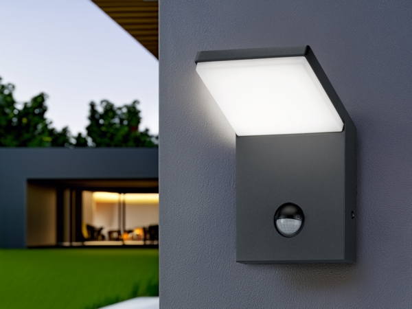 LED Außenwandleuchte mit Bewegungssensor PEARL