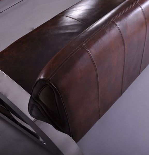 Clubsofa Memphis 3-Sitzer Leder Vintage-Cigar Chrom