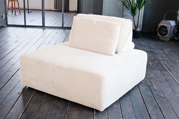KAWOLA Hocker WIOLO SOFT Polsterhocker mit Rückenkissen Cord cremeweiß 84 x 111 x 111 cm