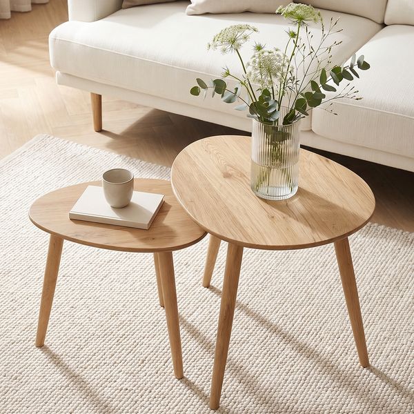skølm Lodur Couchtisch 2er Set aus Eichenholz, Beistelltisch natur geölt, ovale Tischplatte mit 3 Tischbeinen