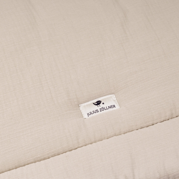 Julius Zöllner Krabbeldecke Musselin, 100% Musselin-Baumwolle / Füllung: Vlies aus 100% Polyester sand, 95/135 Bild 2