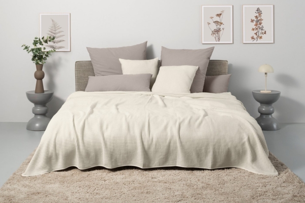 andas Tagesdecke Greta, in Waffelpiqué Optik, viele Farben erhältlich, Decke ab 150x250 cm Bild 1