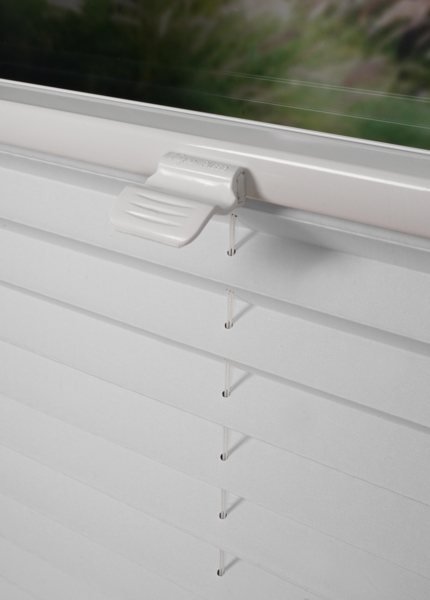 ondeco Plissee nach Maß für alle Fenster innen Montage in Glasleiste mit Spannschuh Sonnenschutz Rollo Sichtschutz Blickdicht - Weiß - B): 121-130 cm, H): 151-200 cm Bild 5