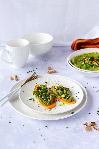Mäser 931462 Frühstücksset Dalia für 6 Personen, Porzellan, weiß (1 Set, 18-teilig)